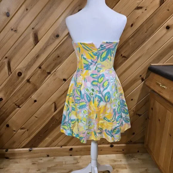 Lilly Pulitzer Strapless Silk Blend Fit & Flare Tropical Print Size 2‎ Sundress - Picture 4 of 11